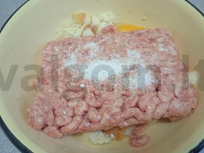 Zrazai su kiaušiniu ir varškės sūriu Žingsnis 5