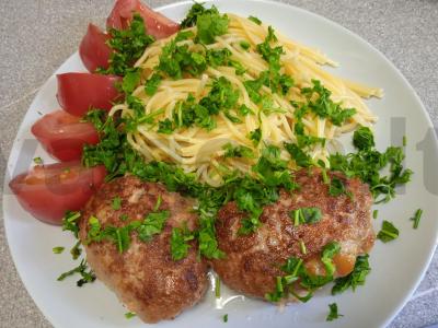 Zrazai su kiaušiniu ir varškės sūriu pagrindine nuotrauka