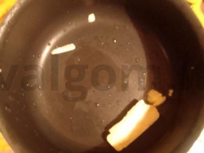 Grietinėlės-grybų padažas ant grietinėlės sviesto Žingsnis 4