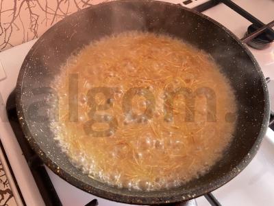 Makaronai su švelniu grietinėlės padažu Žingsnis 2