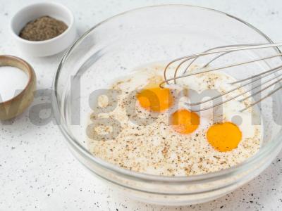 Omletas su brokoliais keptuvėje Žingsnis 2