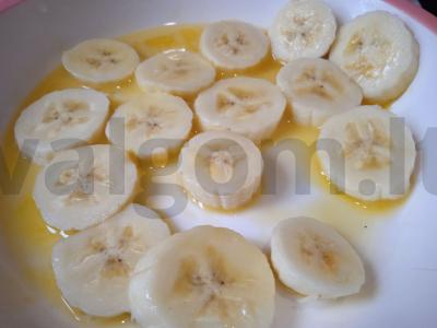 Desertas iš žalio kepto banano su cinamonu Žingsnis 3