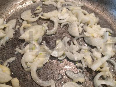 Kvapnūs podosino grybai su sūriu orkaitėje Žingsnis 2