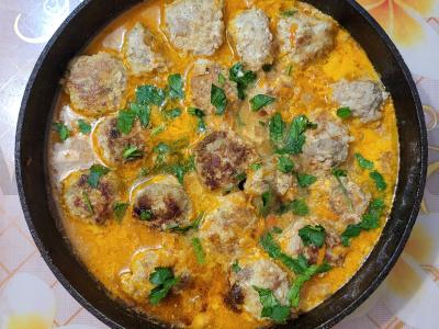 Farfalle su kotletais grietinėlės-tomato padaže Žingsnis 8