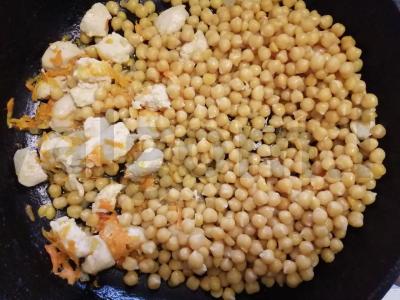 Troškintas avinžirnis su vištiena Žingsnis 6