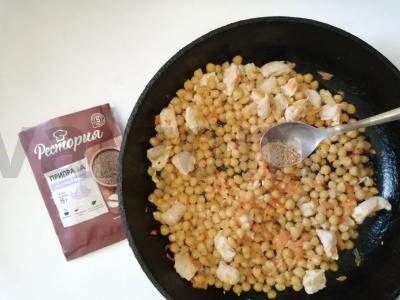 Troškintas avinžirnis su vištiena Žingsnis 7