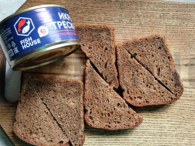 Švelnūs sumuštiniai su menkių ikrais ir daržovėmis Žingsnis 1