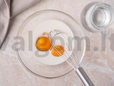 Prancūziški krepai su braškėmis Žingsnis 1