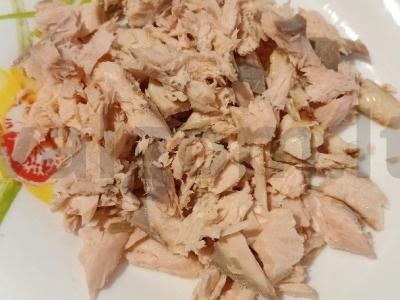 Salotas „Žuvelė“ su lašiša ir krevetėmis Žingsnis 1