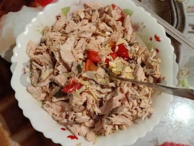 Salotas „Žuvelė“ su lašiša ir krevetėmis Žingsnis 5