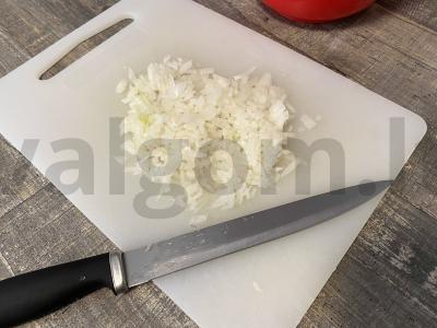 Česnakiniai vištienos kotletai be mėsmalės Žingsnis 2