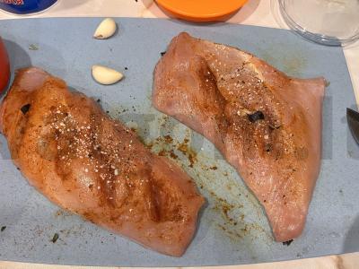 Kalakutienos krūtinėlės filė su baziliku ir špinatais Žingsnis 3