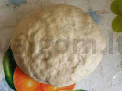 Namų pica su dešra, daržovėmis ir sūriu Žingsnis 3