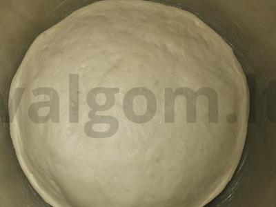 Namų pica su dešra, daržovėmis ir sūriu Žingsnis 4