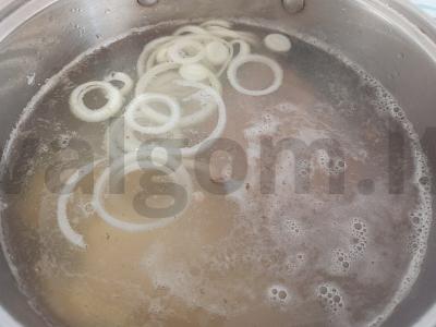 Žirnių sriuba su pupelėmis Žingsnis 3