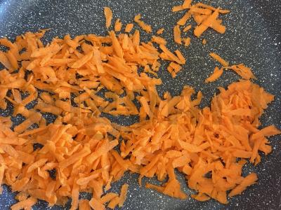 Basmati ryžių sūrio košė su apkepu ir žolelėmis Žingsnis 1