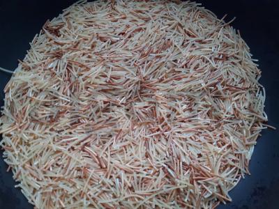 Kepta vermišelė su baziliku ir kiaušiniu Žingsnis 1