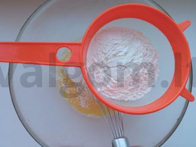 Paprasti keksiukai su razinomis Žingsnis 2