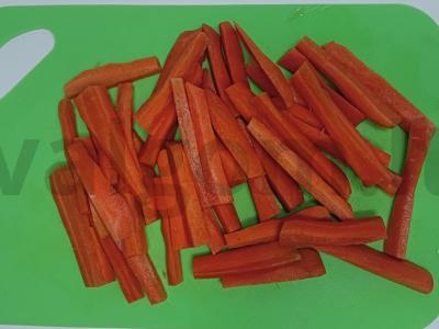 Anties sparneliai su morkomis ir saldžiaisiais pipirais Žingsnis 2