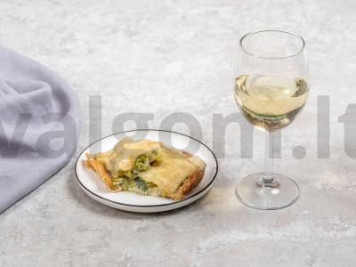 Sūrio ir brokolių pyragas pagrindine nuotrauka