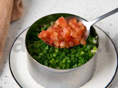 Sluoksniuotas salotas „Sniego krabas“ Žingsnis 4