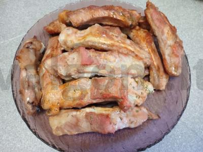 Kepti kiaulienos šonkauliai aštriame sojų padaže Žingsnis 5