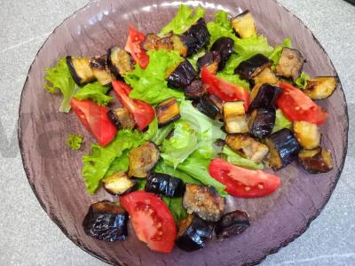 Salotas su traškiais baklažanais ir terijaki padažu Žingsnis 5