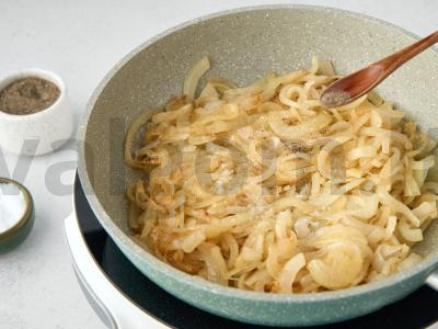 Grietinės pyragas su sūriu ir žolelėmis Žingsnis 5