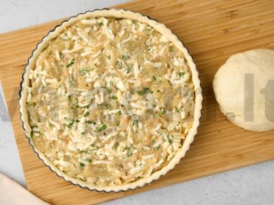 Grietinės pyragas su sūriu ir žolelėmis Žingsnis 7