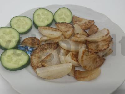 Keptas daikonas pagrindine nuotrauka