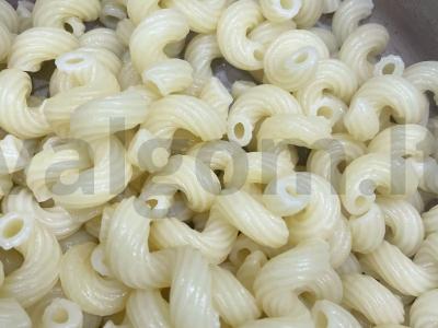 Kepti makaronai su kiaušiniu ir kukurūzais Žingsnis 2