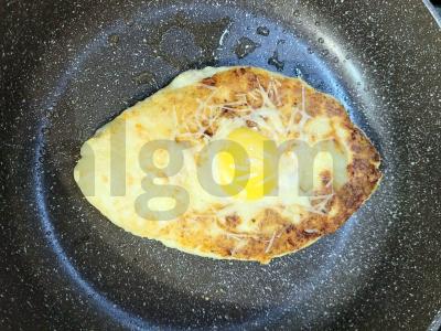 Patingėlis hachapuri po-adžarsku keptuvėje Žingsnis 8