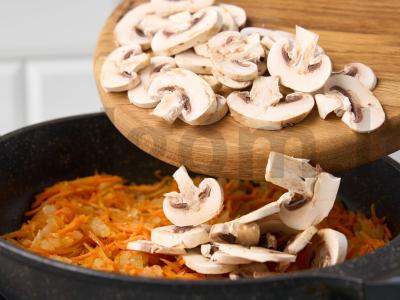 Sūrio sriuba su vištiena ir grybais Žingsnis 5