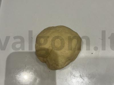 Sūrio pyragėliai „Rojinė malonė“ su varške ir cukraus pudra Žingsnis 7