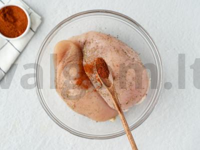 Kepta vištienos krūtinėlė maišelyje Žingsnis 2