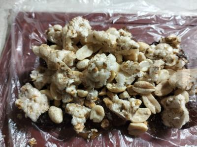 Skanus skanėstas iš datulių ir riešutų Žingsnis 3