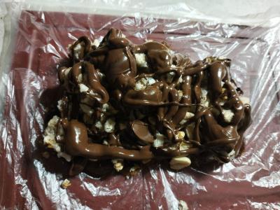 Skanus skanėstas iš datulių ir riešutų Žingsnis 4