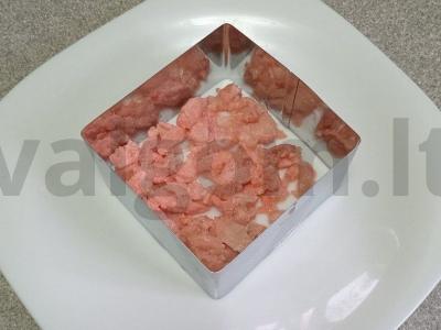 Lašišos ir ryžių salotos su sūrio padažu Žingsnis 1