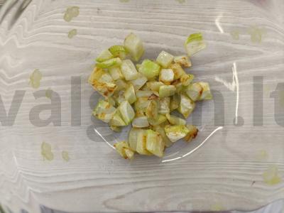 Salotas su žalumynais ir daržovėmis Žingsnis 2