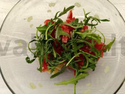 Salotas su žalumynais ir daržovėmis Žingsnis 5