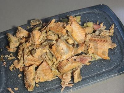 Lašišų ir konservuotų rožių žuvų sriuba Žingsnis 6