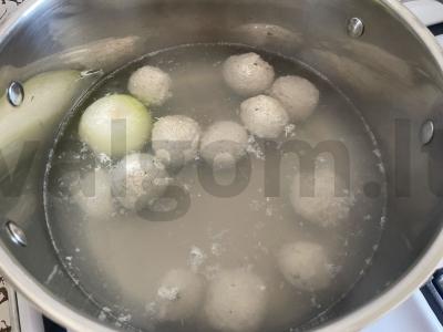 Lengvas sriuba su meatballs pietums Žingsnis 2