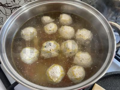 Lengvas sriuba su meatballs pietums Žingsnis 4