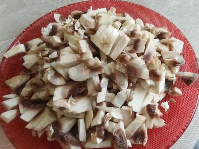 Vištienos kepenėlės su grybais Žingsnis 3