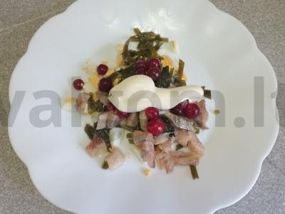 Salotos su jūros kopūstais, silke ir spanguolėmis Žingsnis 5