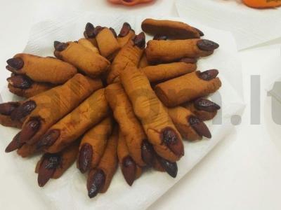 Baisūs sausainiai pagrindine nuotrauka