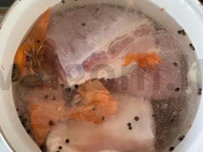 Namų stiliaus kiaulienos šoninė su rūkymo efektu Žingsnis 2