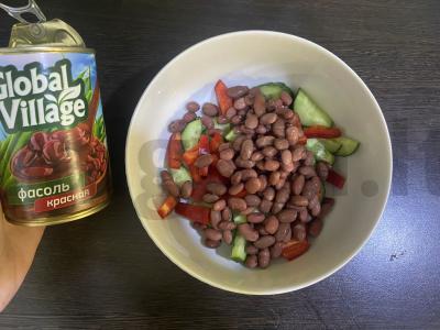 Daržovių salotas su raudonaisiais pupelėmis ir fetos sūriu Žingsnis 2