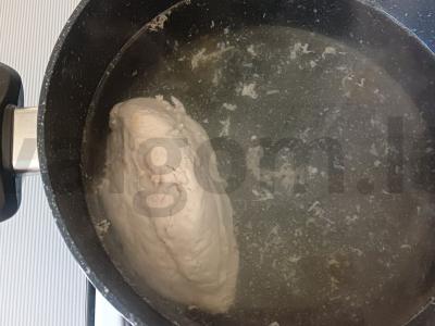 Marinuotų agurkų sriuba su perliniu miežiu vištienos sultinyje Žingsnis 1