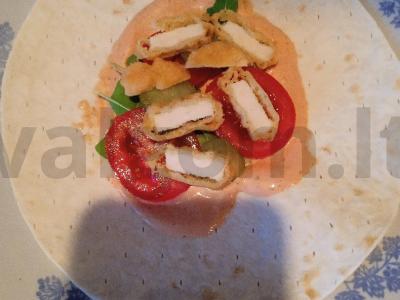 Tortilija su vištienos stripsais ir daržovėmis Žingsnis 6